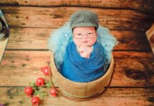 Czy noworodek może spać w otulaczu?