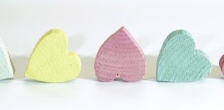 Jak długo dziecko nosi rozmiar 56?