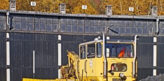 Czym najlepiej skleić plastik z plastikiem?