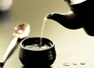 Czy 6 miesięczne dziecko może jeść zupę pomidorowa?