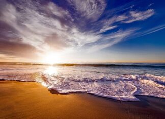 Jak wybrać piankę do pływania dla dzieci?